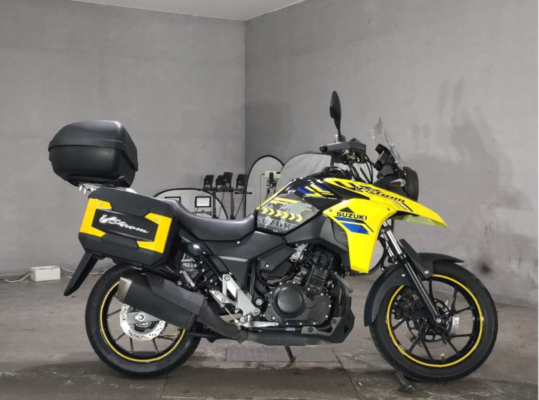 Мотоцикл Suzuki V-STROM DL250 з пробігом 38647 km