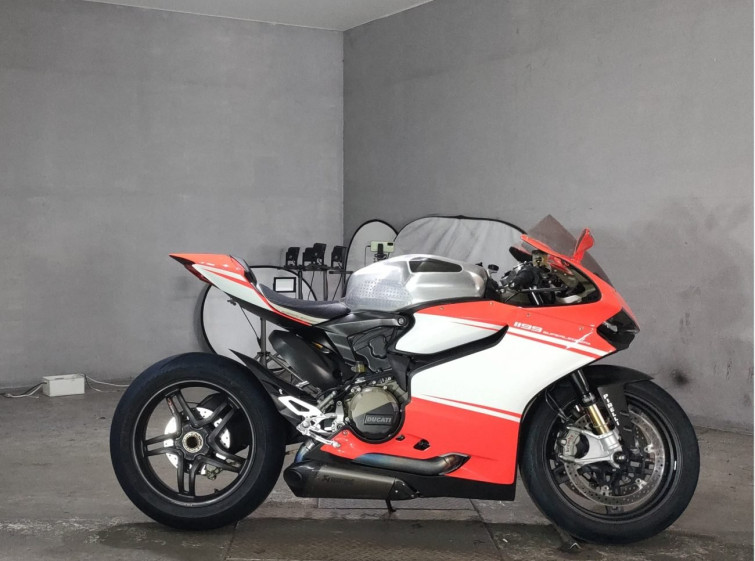 Мотоцикл Ducati 1199 SUPERLEGGERA с пробегом 5203 km
