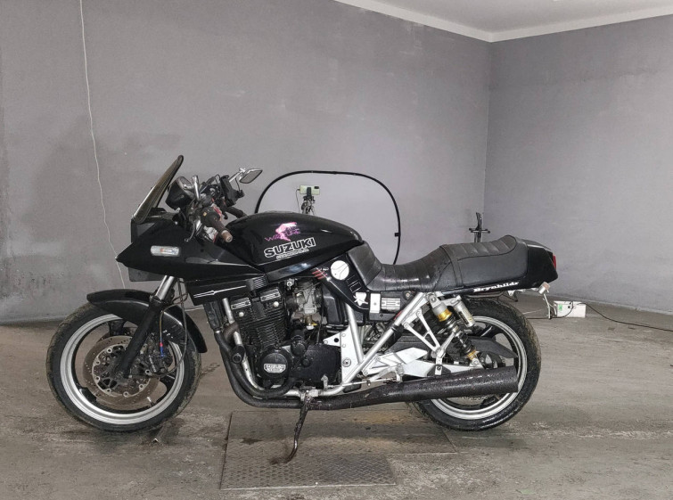 Мотоцикл Suzuki GSX400S KATANA с пробегом 12021 km