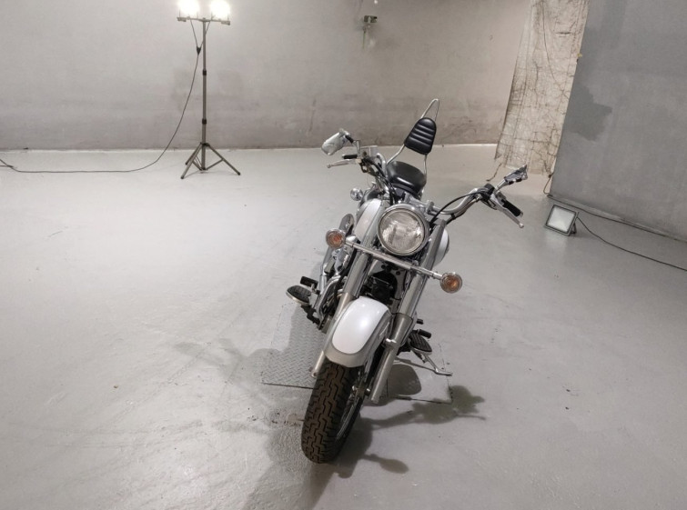 Мотоцикл Yamaha DRAGSTAR XVS400 CLASSIC с пробегом 31267 km