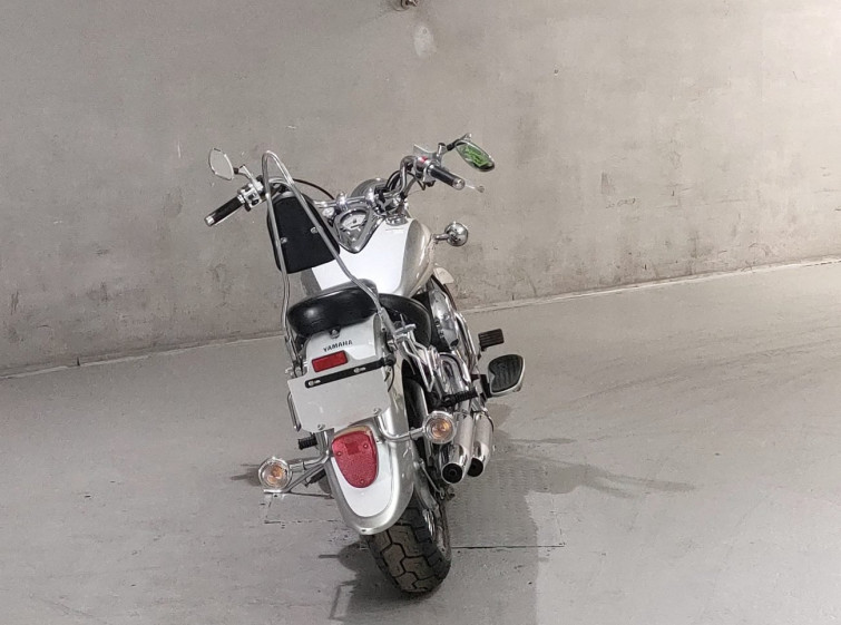 Мотоцикл Yamaha DRAGSTAR XVS400 CLASSIC с пробегом 31267 km