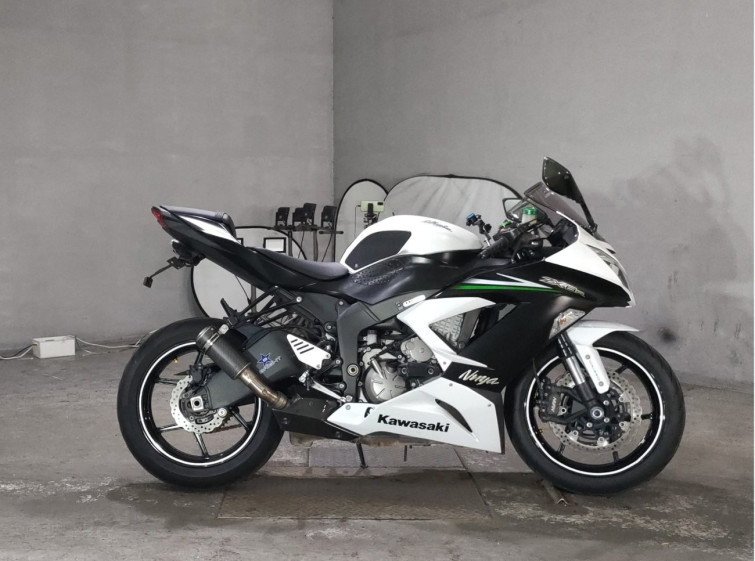 Мотоцикл Kawasaki ZX-6R з пробігом 34443 km