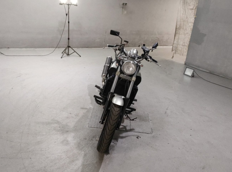 Мотоцикл Yamaha V-MAX1200 с пробегом 16766 km
