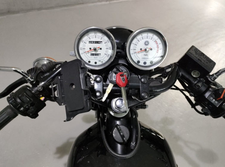 Мотоцикл Yamaha SR400 с пробегом 4314 km