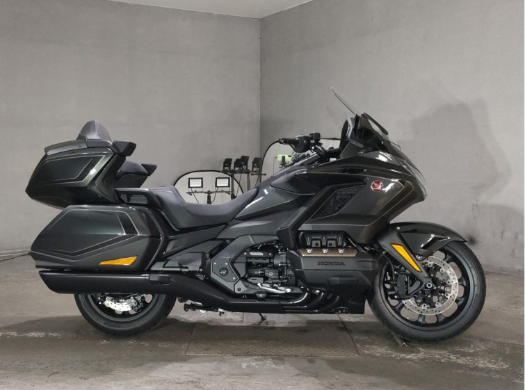 Мотоцикл Honda GL1800 TOUR D с пробегом 19 km