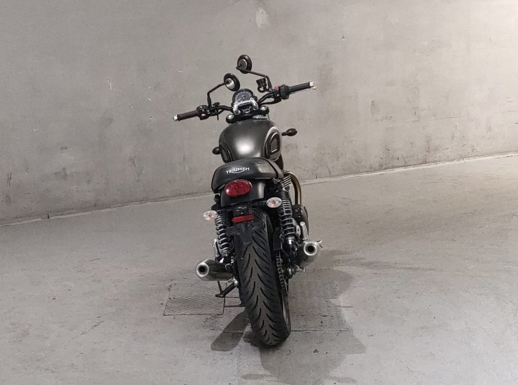 Мотоцикл Triumph speed twin 900 с пробегом 4582 km