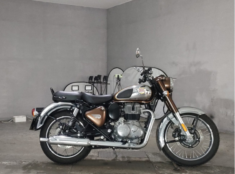 Мотоцикл Royal Enfield CLASSIC350 з пробігом 2678 km