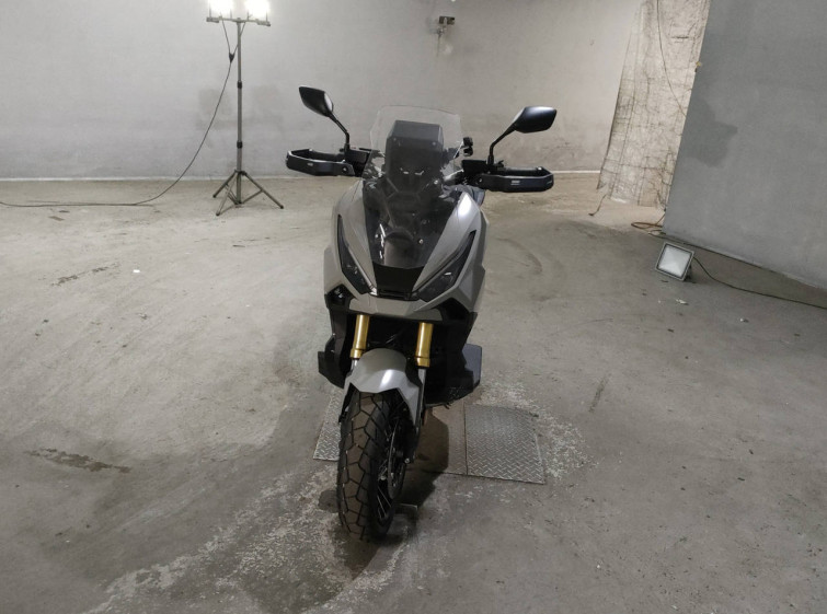 Мотоцикл Honda X-ADV750 с пробегом 2188 km