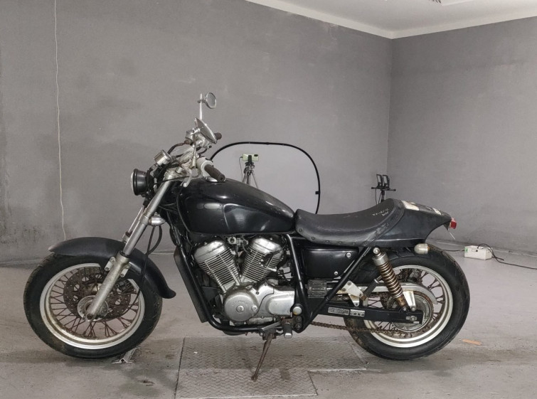 Мотоцикл Honda VRX400 з пробігом 64593 km