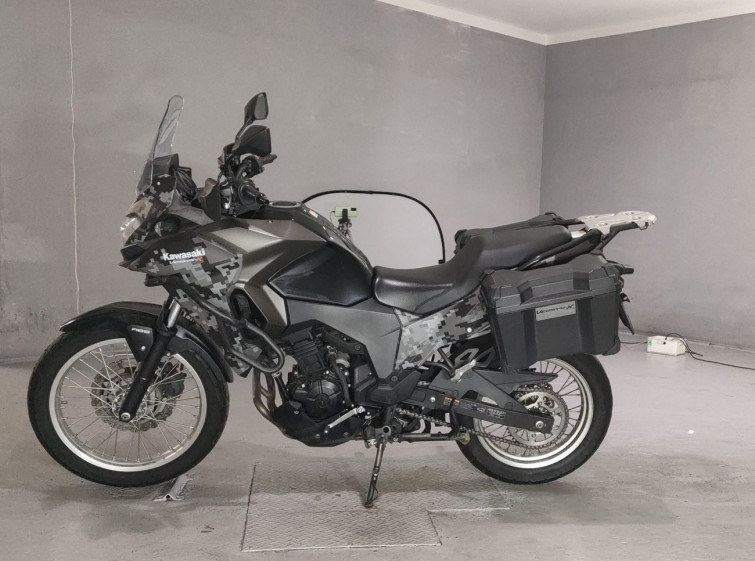 Мотоцикл Kawasaki VERSYS-X 250 з пробігом 14325 km