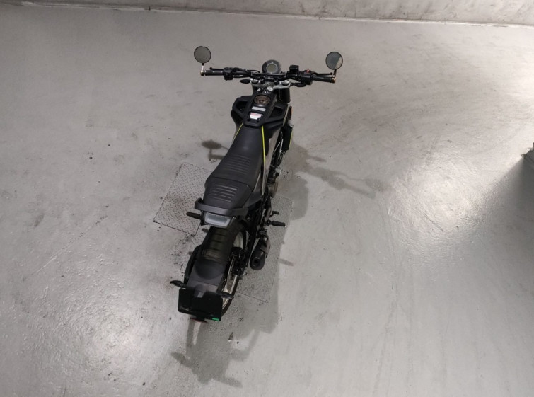 Мотоцикл Husqvarna SVARTPILEN 401 з пробігом 13430 km