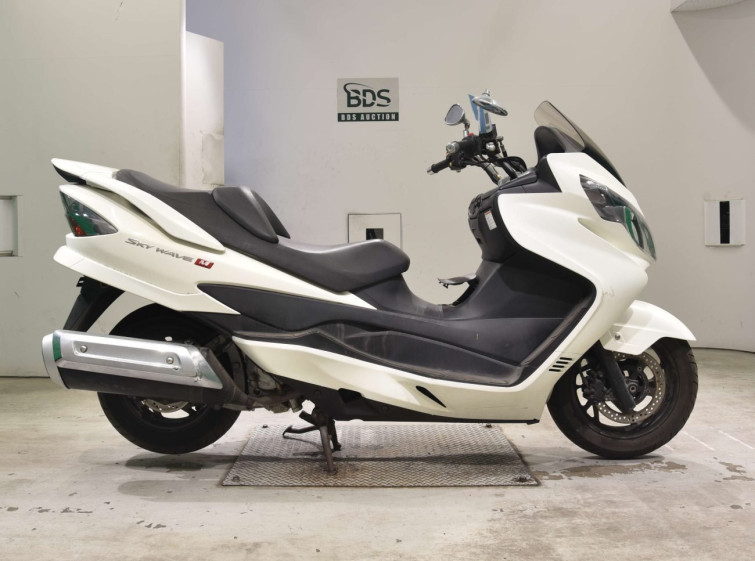 Мотоцикл Suzuki SKYWAVE 250M з пробігом 16240 km