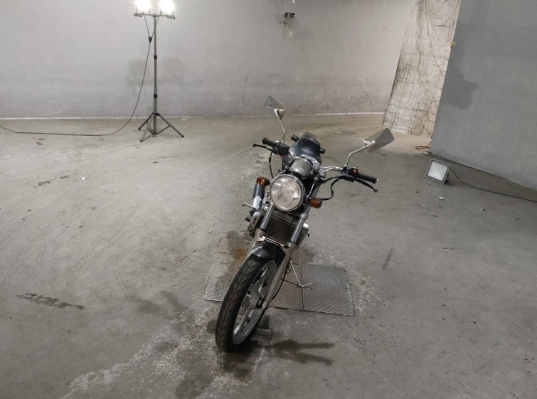 Мотоцикл Yamaha SDR200 з пробігом 12854 km