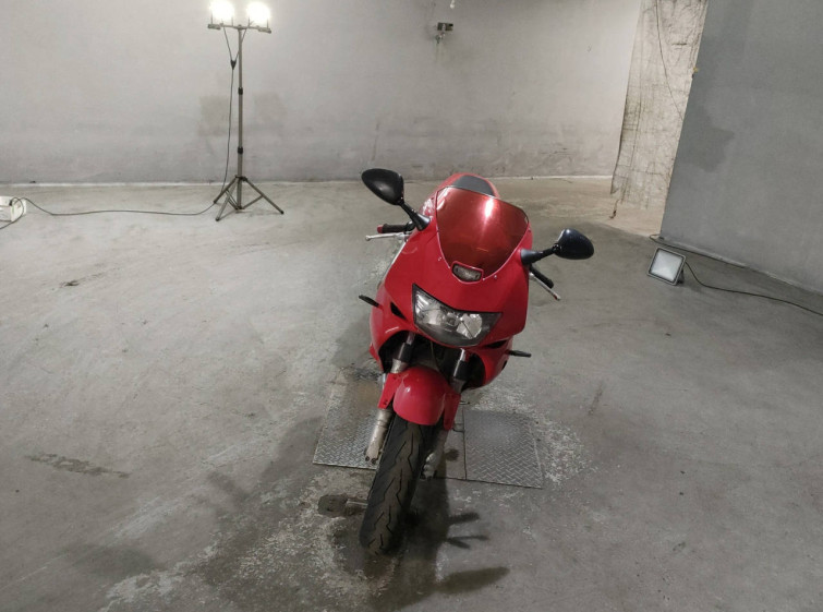 Мотоцикл Honda VTR1000F с пробегом 89061 km