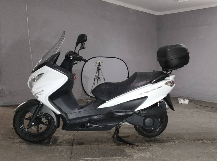 Мотоцикл Suzuki BURGMAN200 з пробігом 20048 km