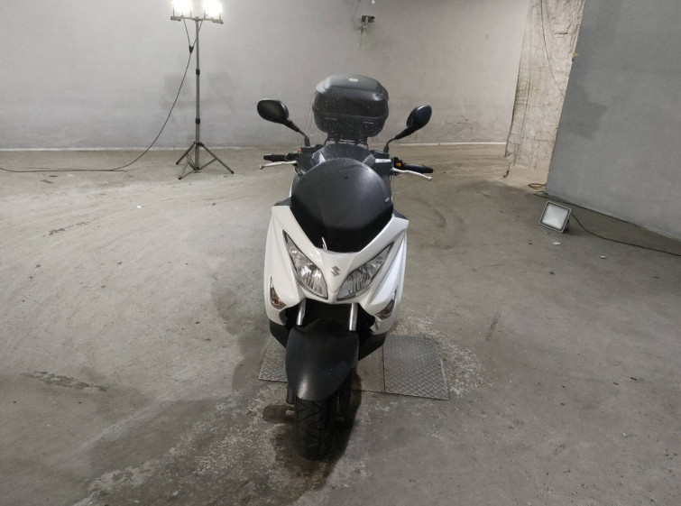 Мотоцикл Suzuki BURGMAN200 з пробігом 20048 km