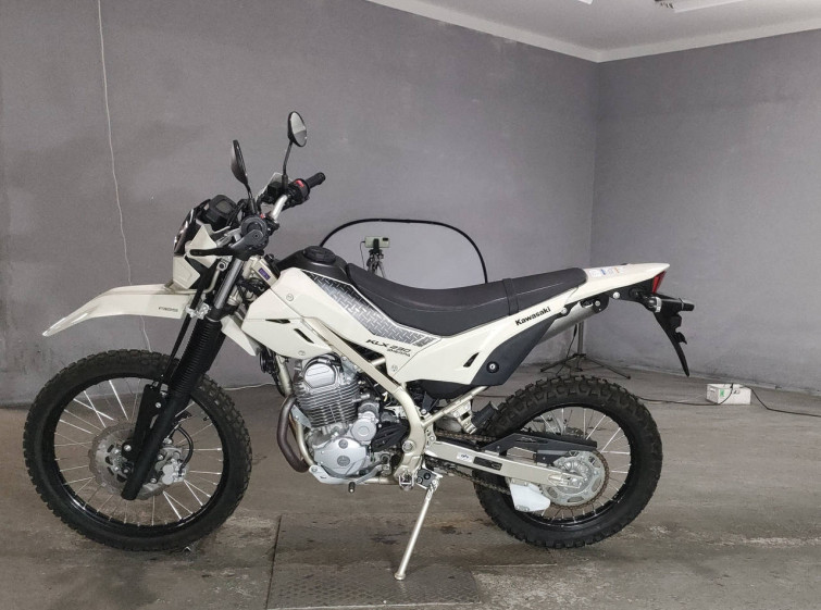 Мотоцикл Kawasaki KLX230 SHERPA с пробегом 11 km