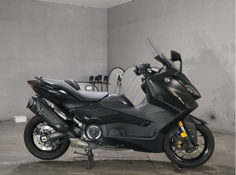 Мотоцикл Yamaha T-MAX560 с пробегом 9708 km
