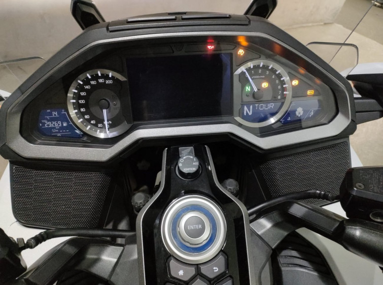 Мотоцикл Honda GL1800 TOUR с пробегом 29269 km