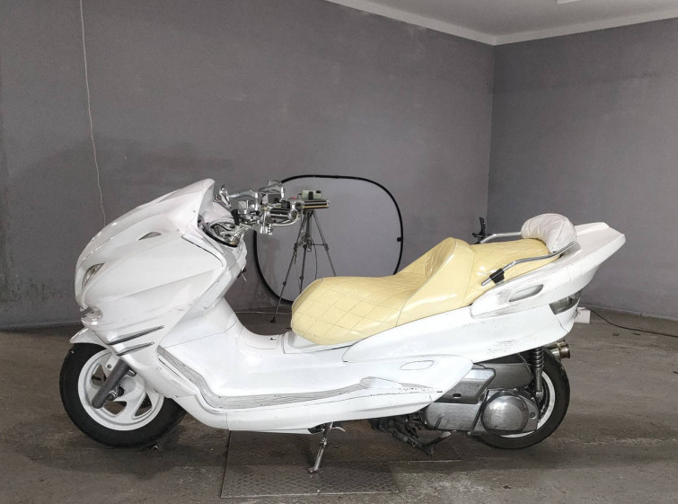 Мотоцикл Yamaha MAJESTY 250C с пробегом 21894 km