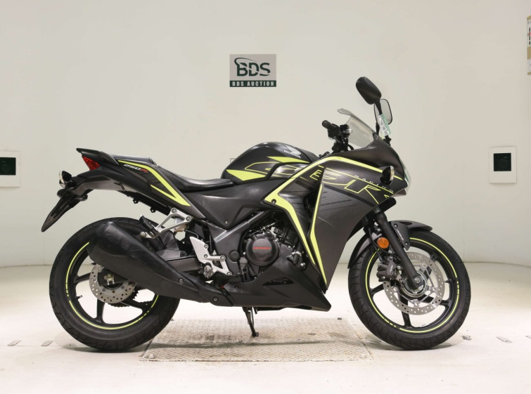Мотоцикл Honda CBR250RA з пробігом 2663 km