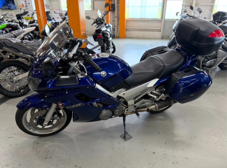 Мотоцикл Yamaha FJR1300 с пробегом 80144 km