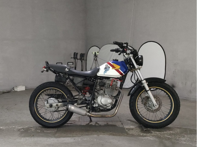 Мотоцикл Honda FTR223 з пробігом 30223 km