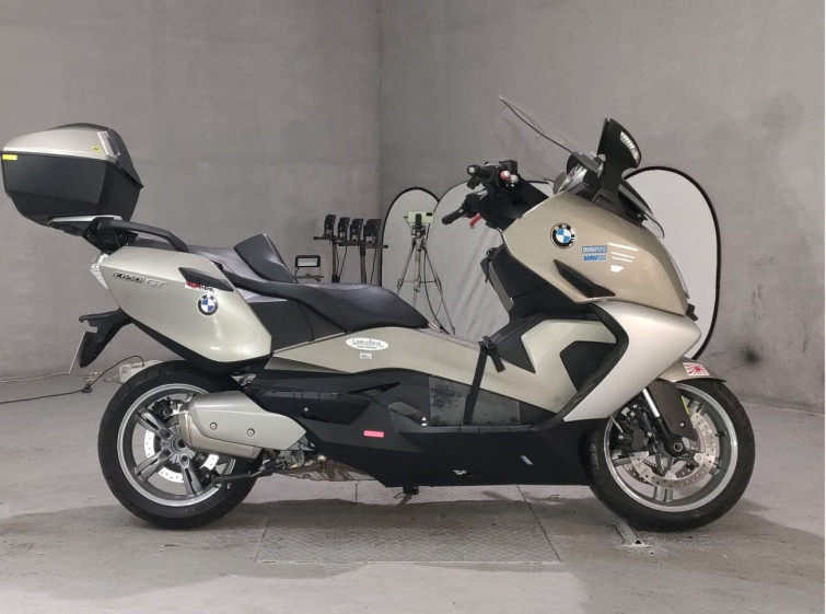 Мотоцикл BMW C650GT с пробегом 2118 km