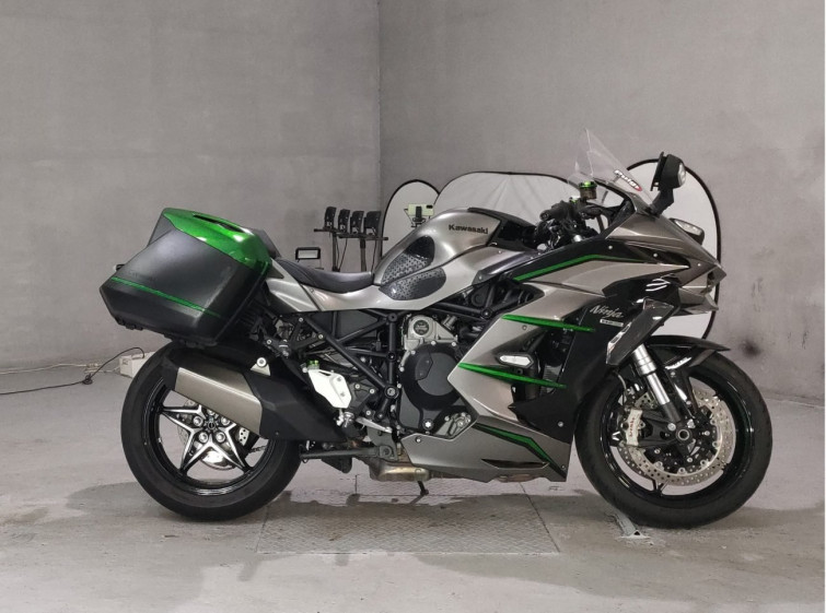 Мотоцикл Kawasaki NINJA H2 SX з пробігом 11830 km