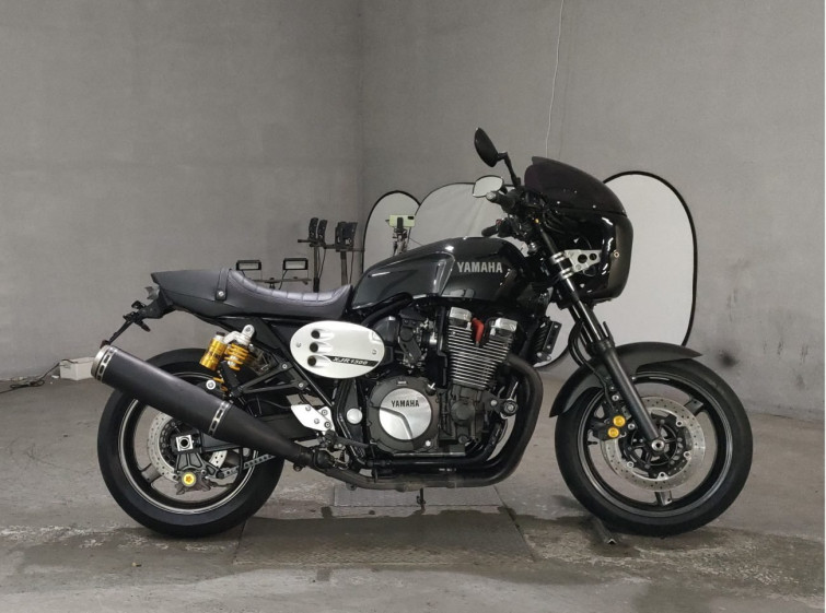Мотоцикл Yamaha XJR1300C с пробегом 30345 km