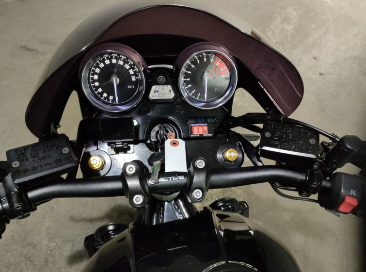 Мотоцикл Yamaha XJR1300C с пробегом 30345 km