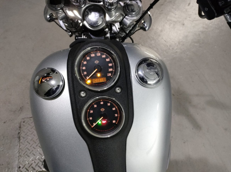 Мотоцикл HD LOW RIDER FXDL1580 с пробегом 33738 km