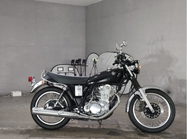 Мотоцикл Yamaha SR400 с пробегом 8153 km