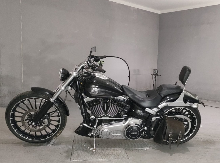 Мотоцикл HD BREAKOUT FXSB1690 з пробігом 15395 km