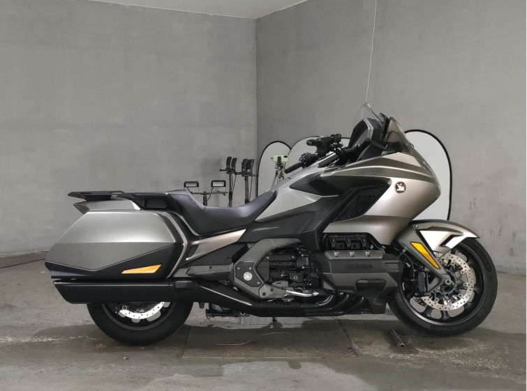 Мотоцикл Honda GL1800 з пробігом 17600 km