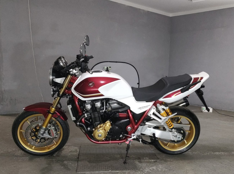 Мотоцикл Honda CB1300SF с пробегом 71 km