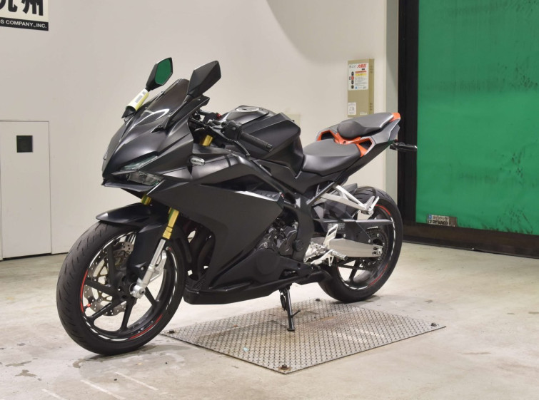Мотоцикл Honda CBR250RR с пробегом 10598 km