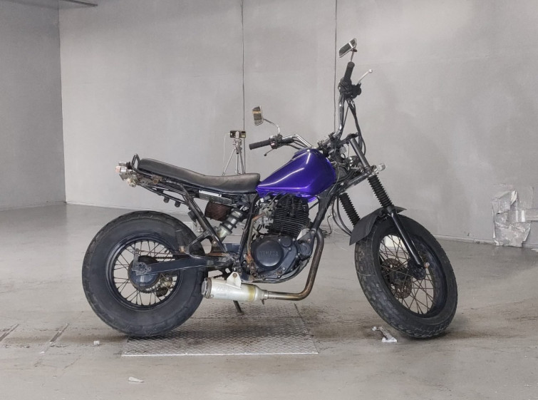 Мотоцикл Yamaha TW200 с пробегом 7829 km