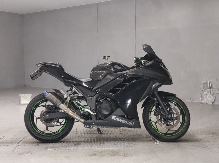 Мотоцикл Kawasaki NINJA250 с пробегом 27613 km