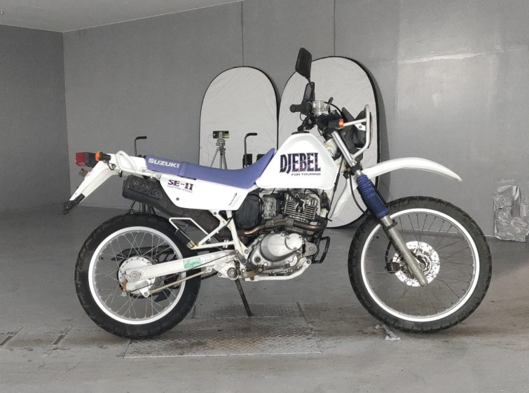 Мотоцикл Suzuki DJEBEL200 з пробігом 5531 km