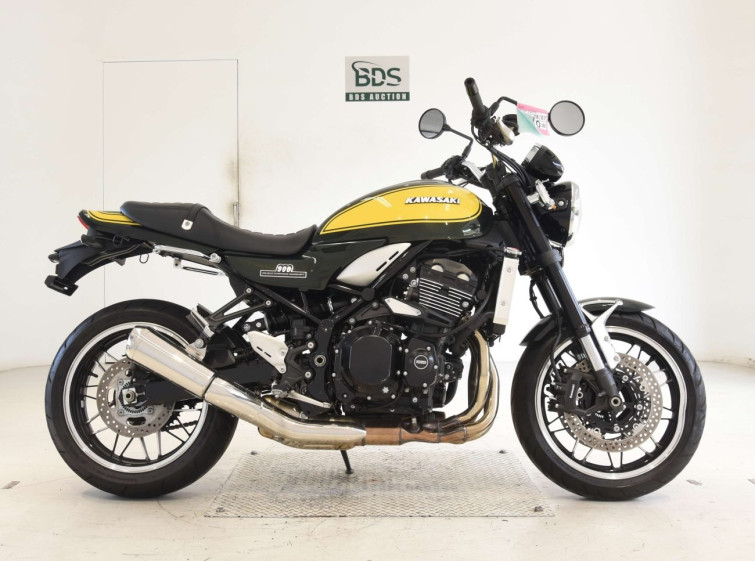 Мотоцикл Kawasaki Z900RS с пробегом 4211 km