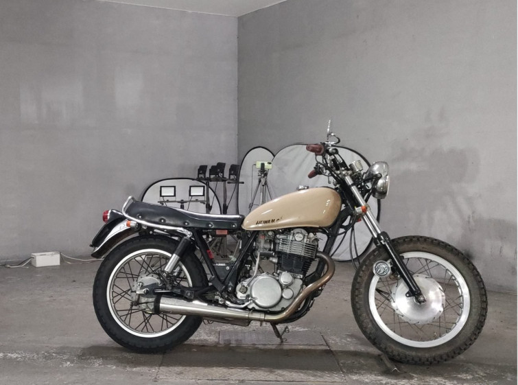 Мотоцикл Yamaha SR400 з пробігом 17517 km