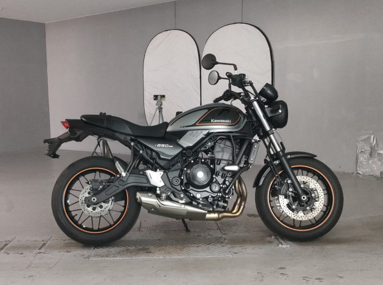 Мотоцикл Kawasaki Z650RS з пробігом 480 km