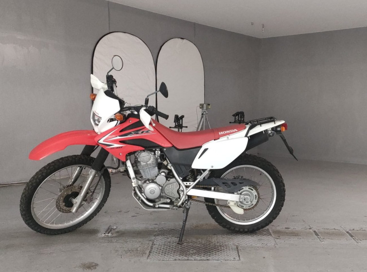 Мотоцикл Honda XR230 с пробегом 5440 km