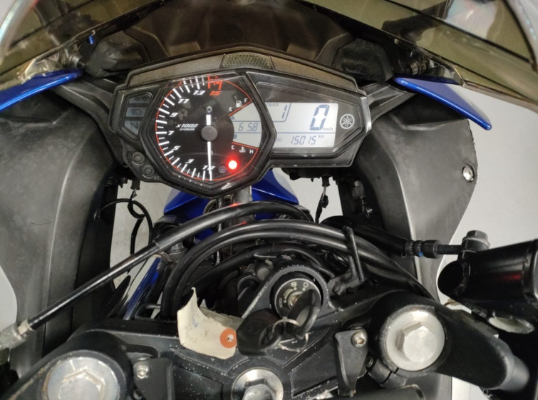 Мотоцикл Yamaha YZF-R25 с пробегом 15015 km