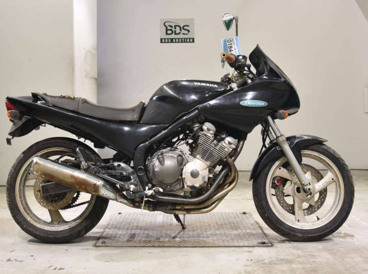Мотоцикл Yamaha XJ400 DIVERSION з пробігом 36309 km