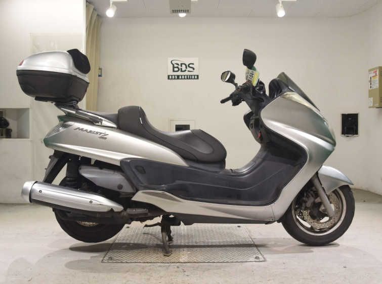 Мотоцикл Yamaha MAJESTY 400 з пробігом 135851 km