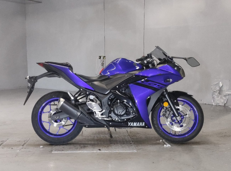 Мотоцикл Yamaha YZF-R25 с пробегом 11232 km