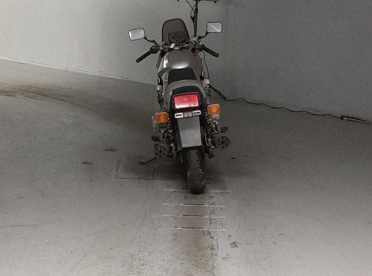 Мотоцикл Suzuki GSX750E з пробігом 11345 km