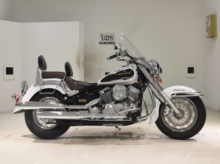 Мотоцикл Yamaha DRAGSTAR XVS400 CLASSIC з пробігом 3902 km